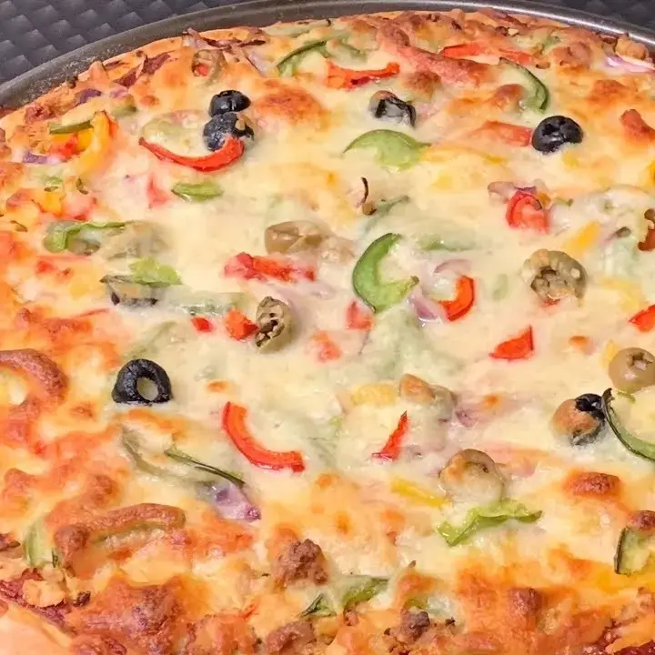 ACHARI CHEESE PIZZA