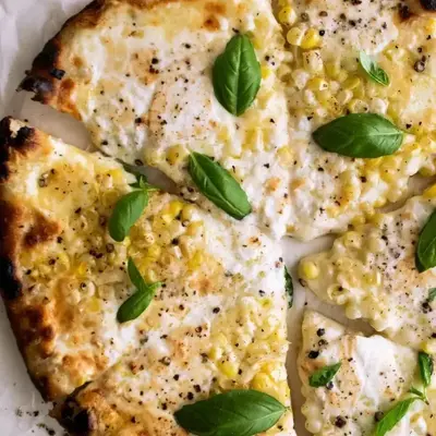 ONION & CORN CHEESE PIZZA